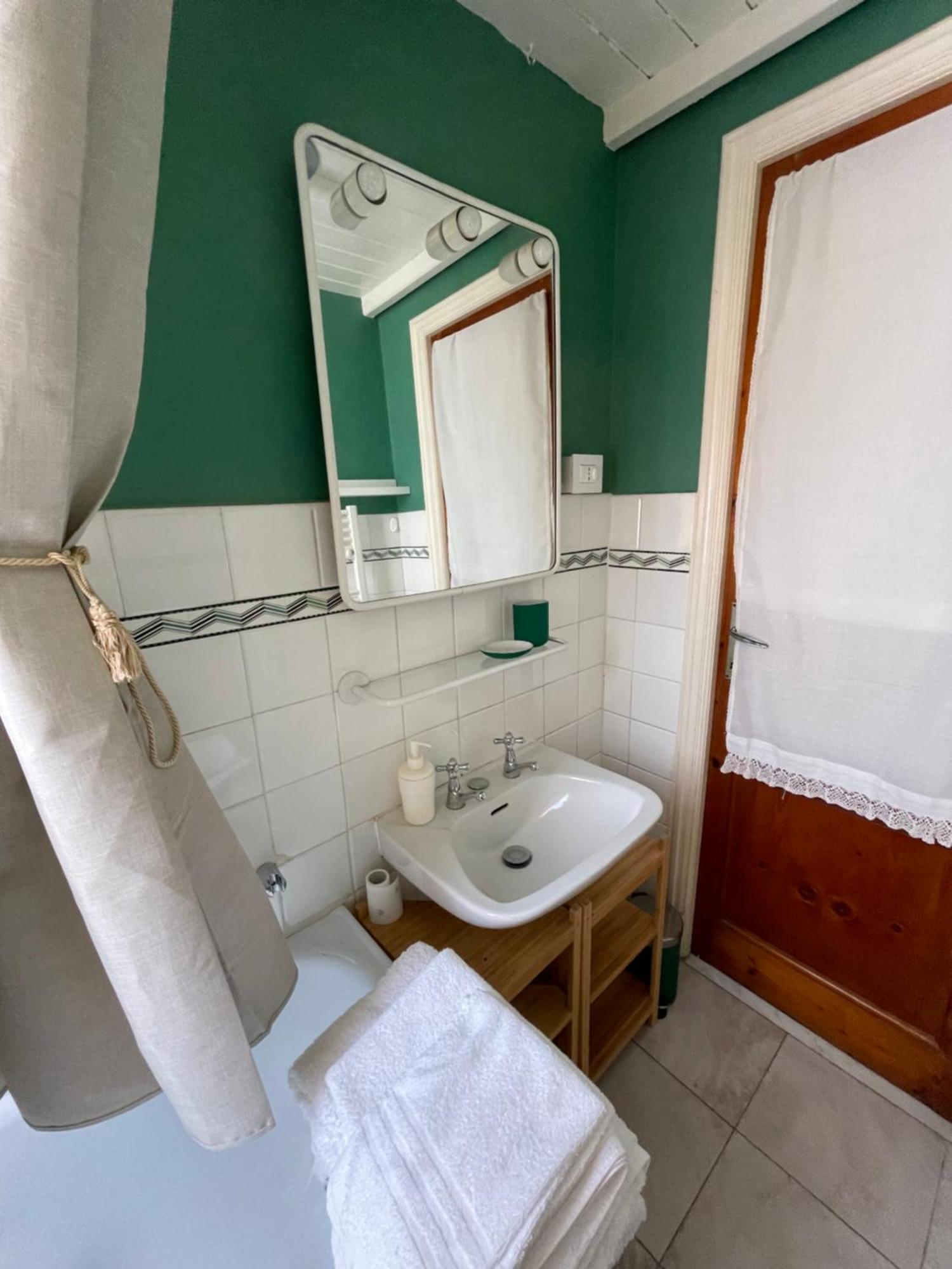 Appartamento Casa Righetti La Spezia Camera foto